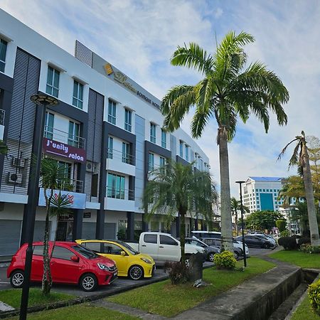 Dehome Boutique Hotel Kuching Ngoại thất bức ảnh