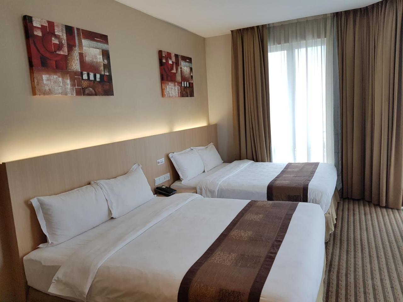 Dehome Boutique Hotel Kuching Ngoại thất bức ảnh