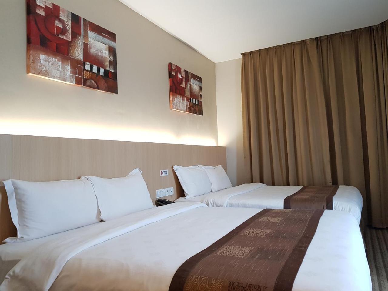 Dehome Boutique Hotel Kuching Ngoại thất bức ảnh